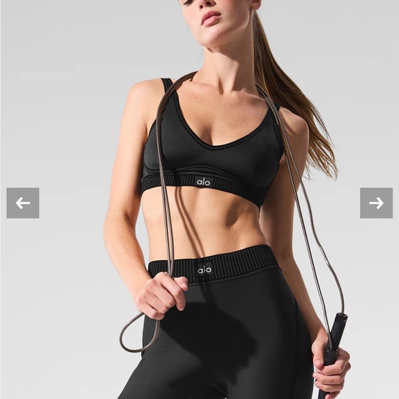 ALO Yoga Black Sports Bra - Picture 3 of 4